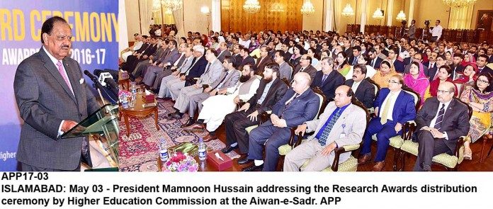 APP17-03PresidentIslamabad-696x295