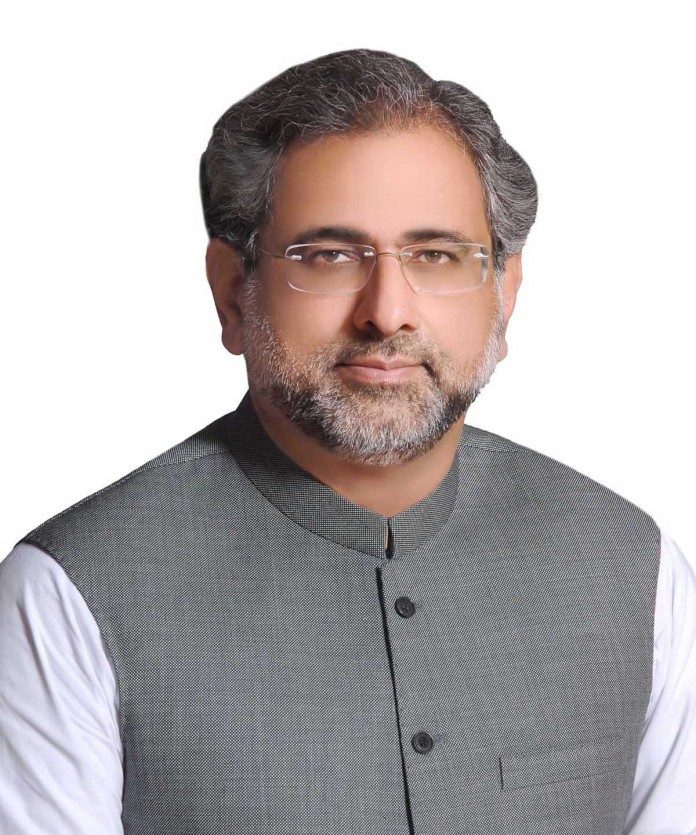 abbasi2-696x835