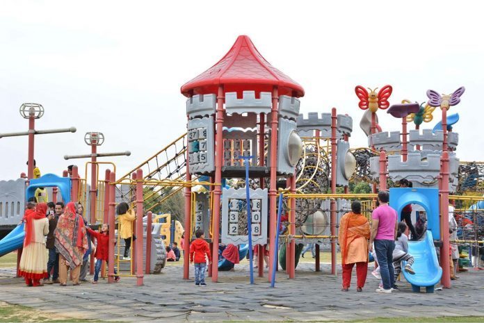 APP07-21Islamabad-696x517