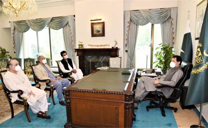 pm-hafeez-2-678x420