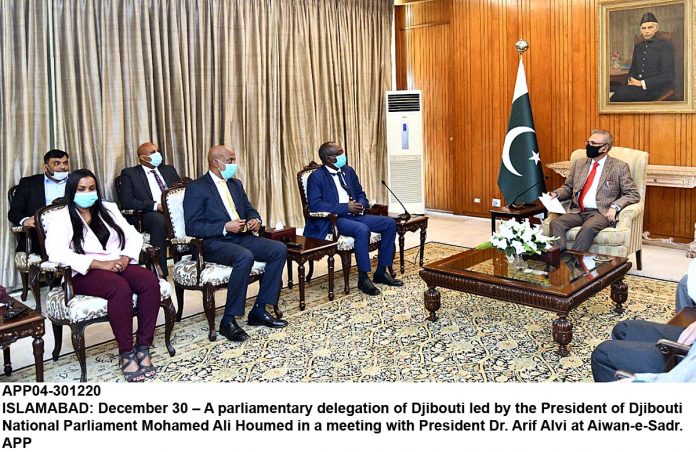 APP04-301220President-Islamabad