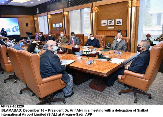 APP27-161220President-Islamabad