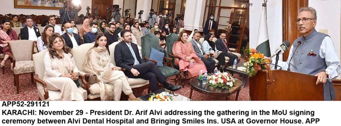 APP52-291121President-Karachi