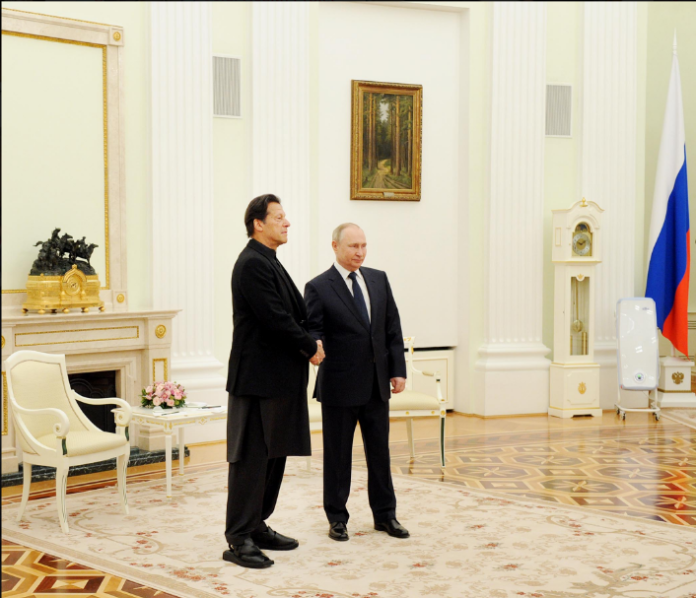 imran-khan-2-2-696x598