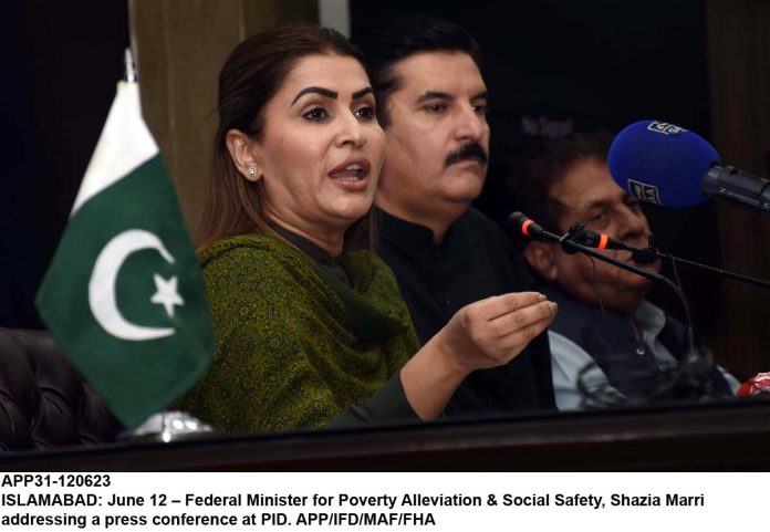 APP31-120623Islamabad