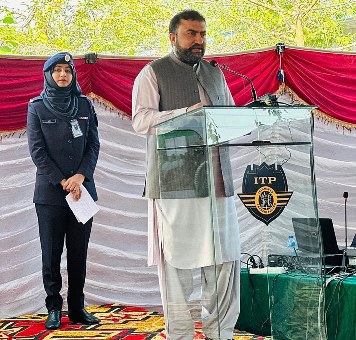 APP33-131123Islamabad