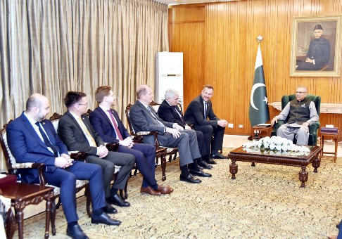 APP12-120124President-Islamabad