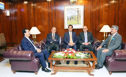 APP60-180424President-Islamabad