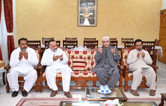 APP81-120824President-Attock