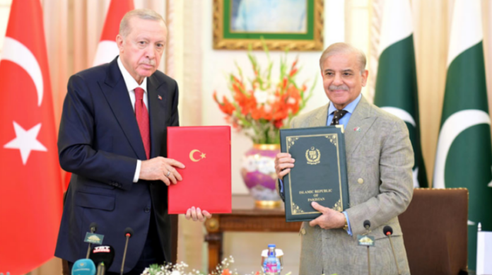 Pakistan-Turkiye-Strategic-Council-pledges-to-deepen-diversify-partnership-768x429