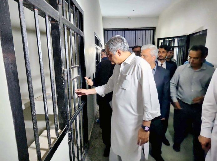 APP12-010725Islamabad